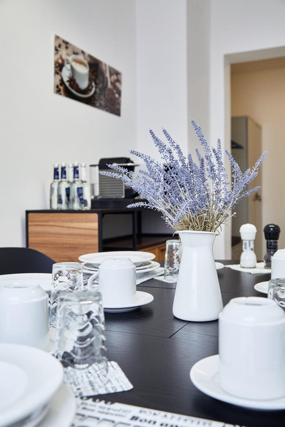 Coffee/tea facilities, Dining area