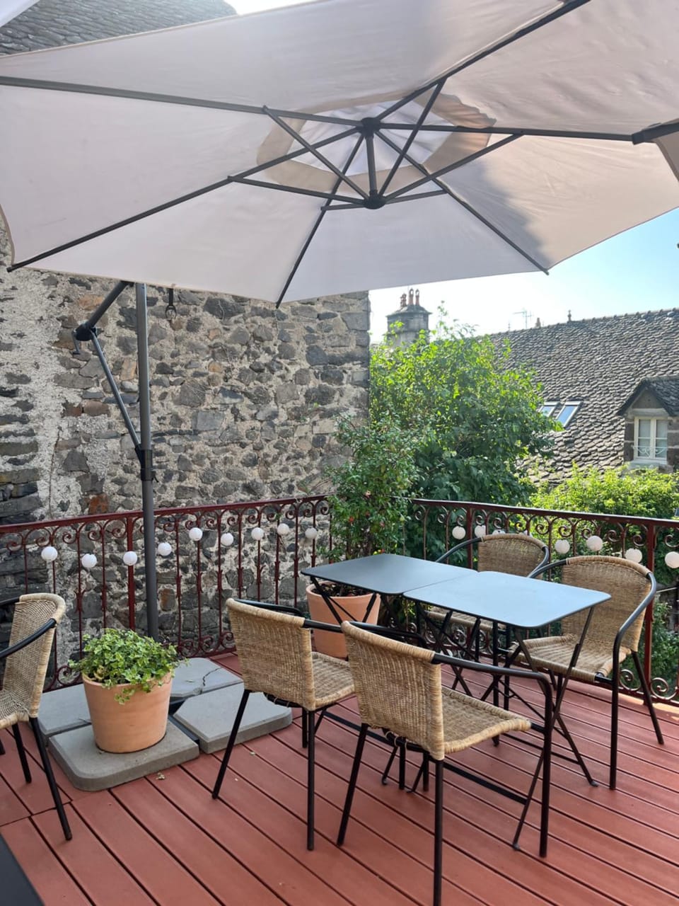 Hôtel Restaurant Le Beffroi Hotel in Auvergne-Rhône-Alpes