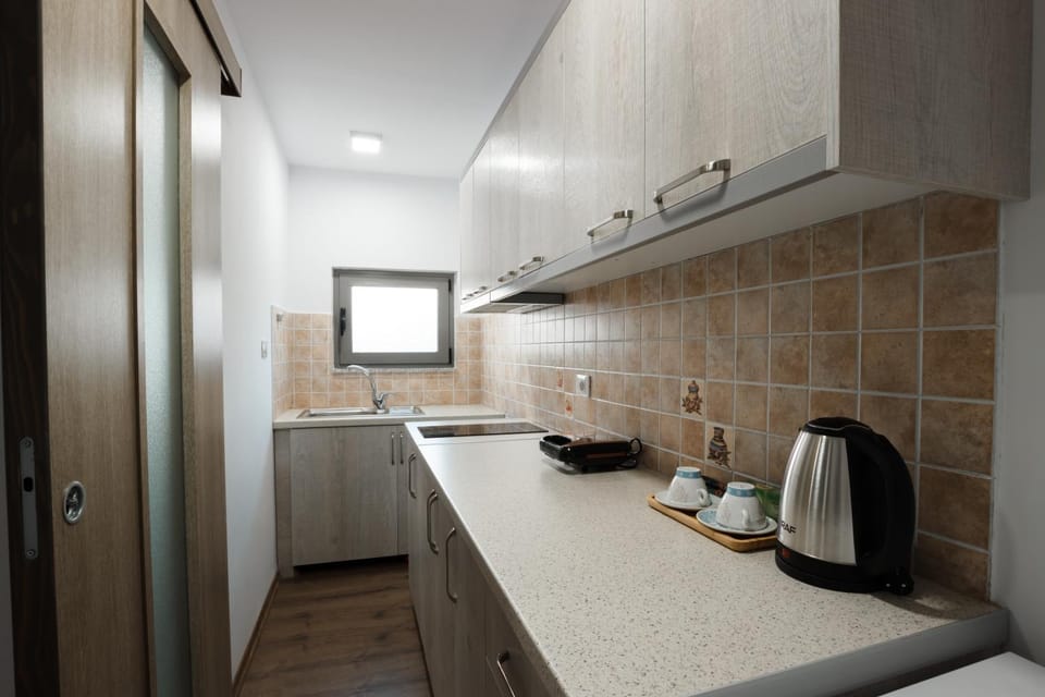 Coffee/tea facilities, Kitchen or kitchenette, toaster