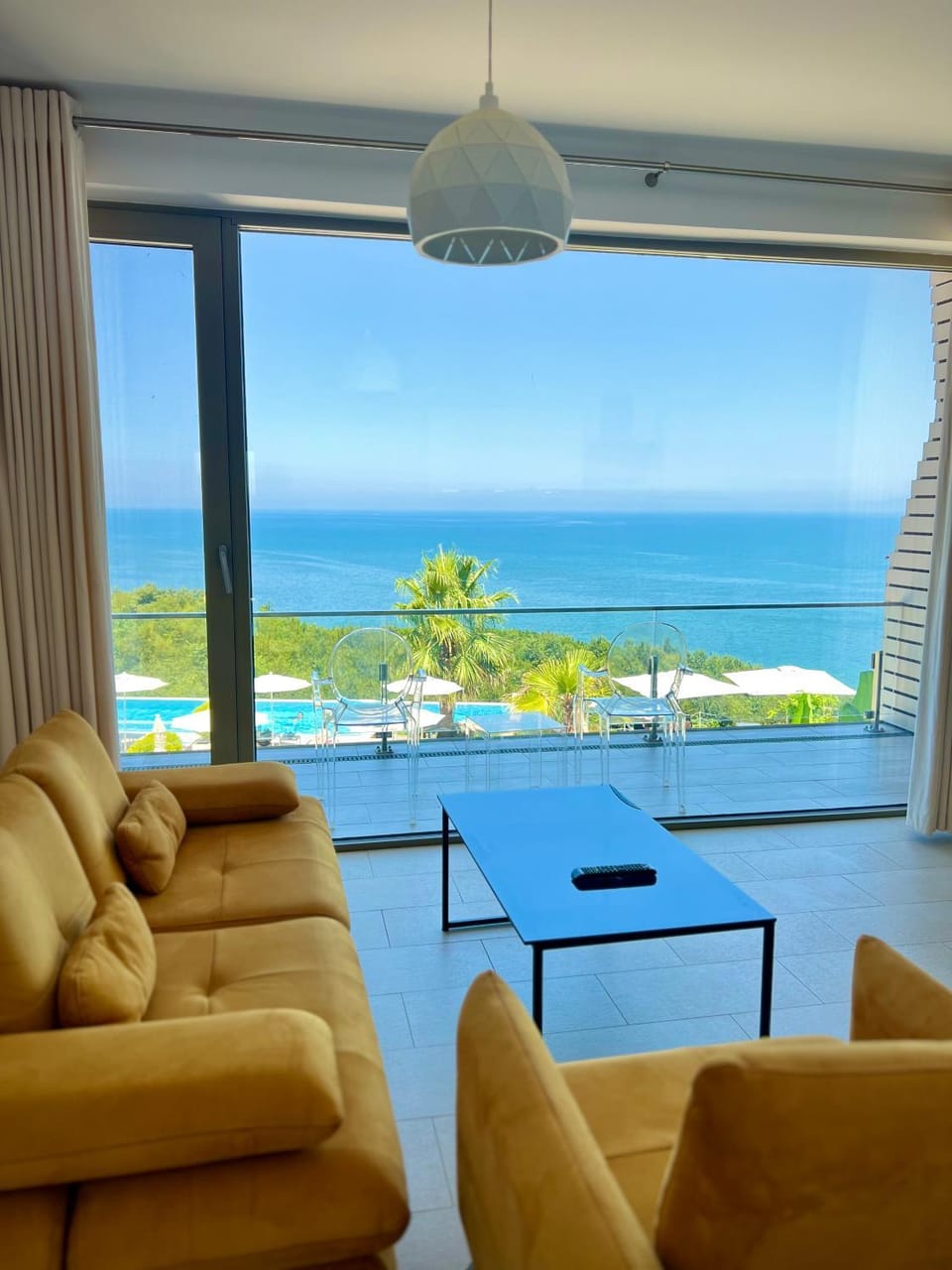 View (from property/room), Balcony/Terrace, Pool view, Sea view, Swimming pool
