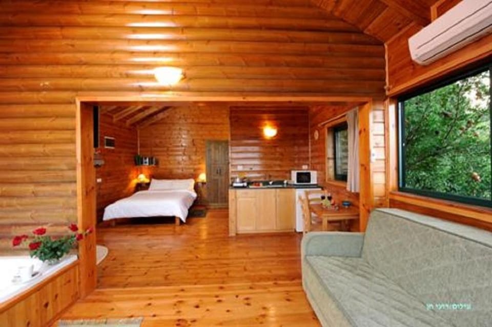 לוין נוף מרהיב Nature lodge in North District