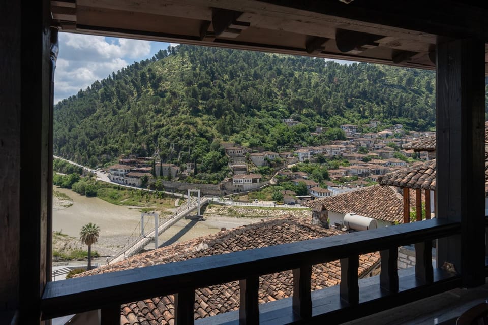 Nearby landmark, Day, Natural landscape, Balcony/Terrace, Lounge or bar, Mountain view