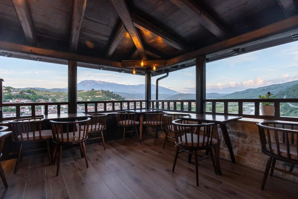 Day, View (from property/room), Balcony/Terrace, Lounge or bar, Dining area, Mountain view