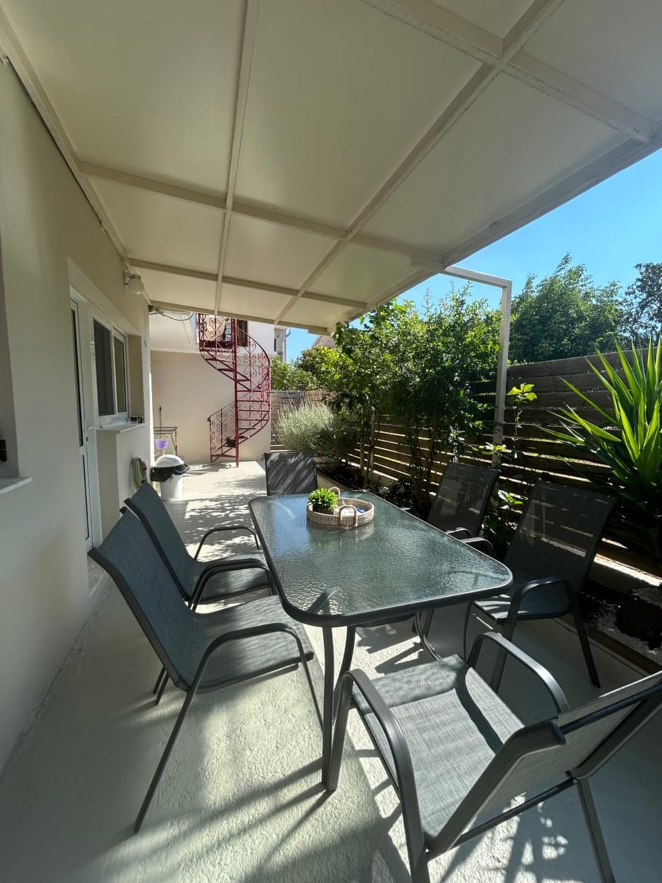 Property building, Patio, Day, View (from property/room), Balcony/Terrace, Dining area, Inner courtyard view