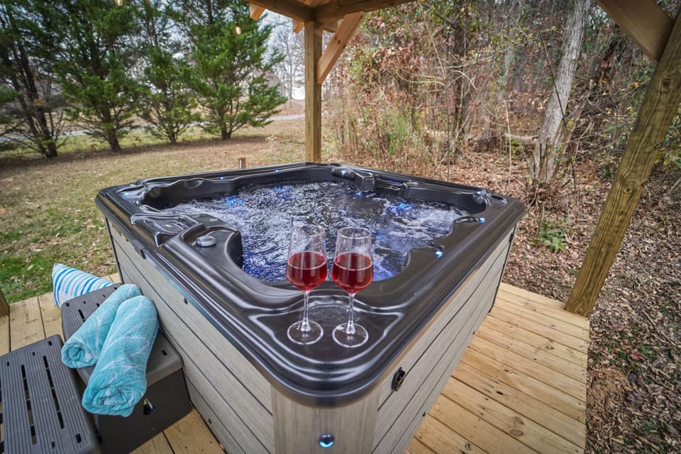 Day, Natural landscape, Hot Tub