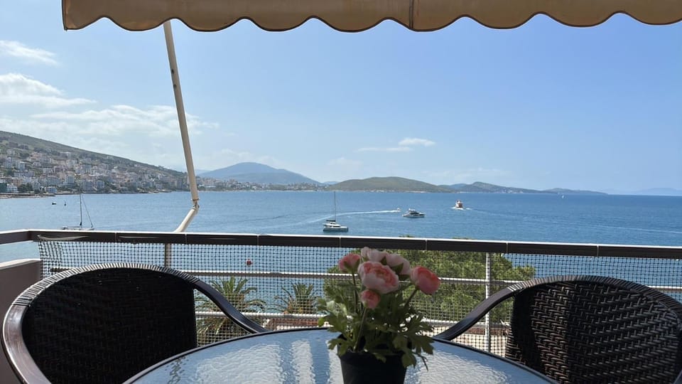 View (from property/room), Balcony/Terrace, Sea view