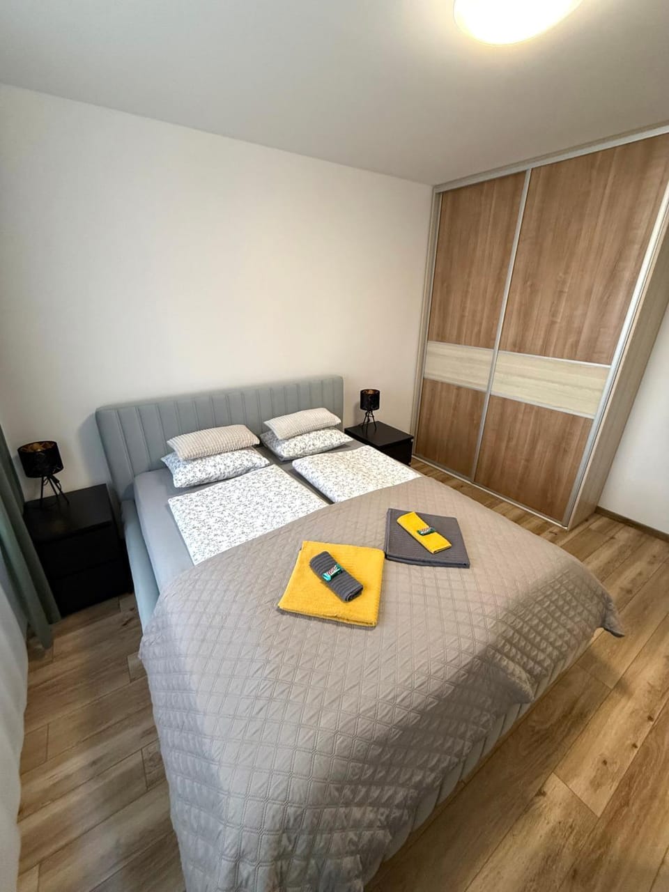 Bed, Bedroom, wardrobe