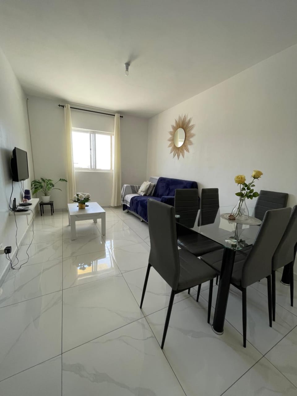 TV and multimedia, Living room, Dining area