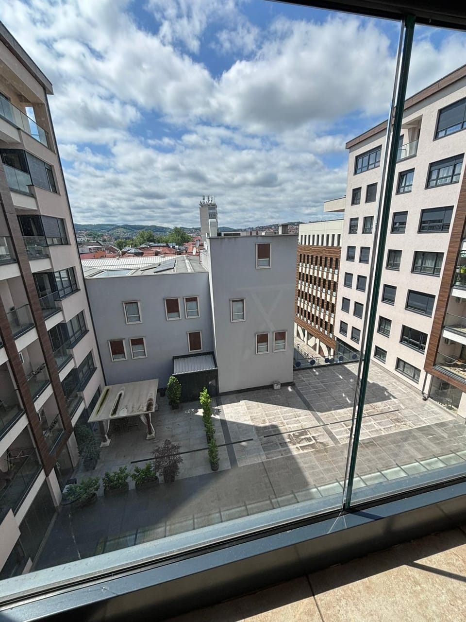View (from property/room), Balcony/Terrace