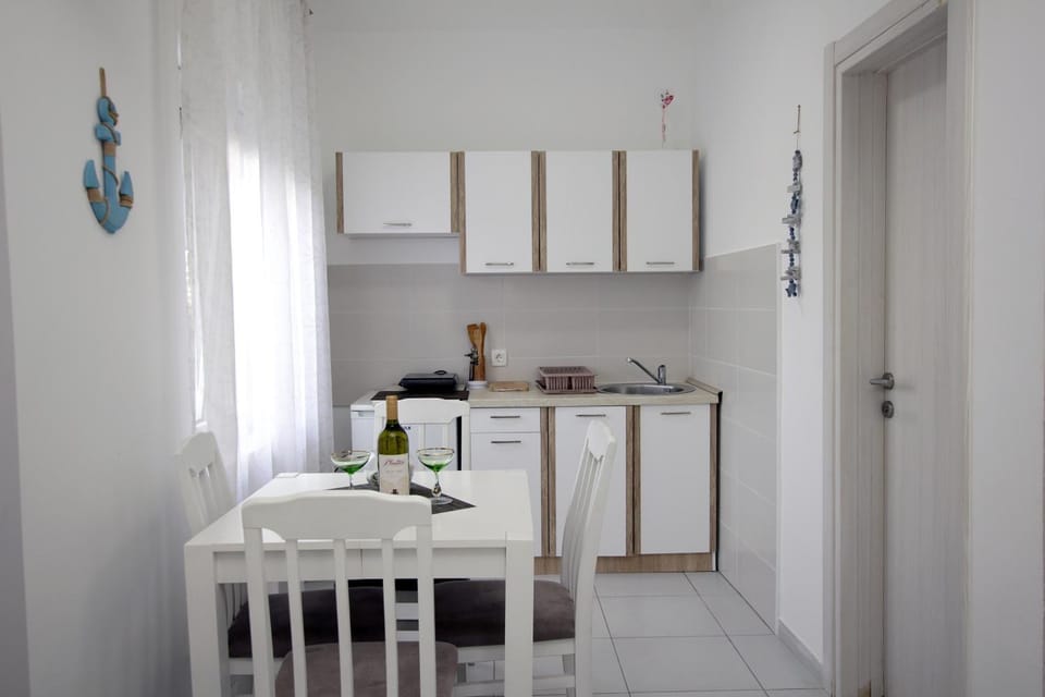 SS Sidro 01 Apartment hotel in Montenegro