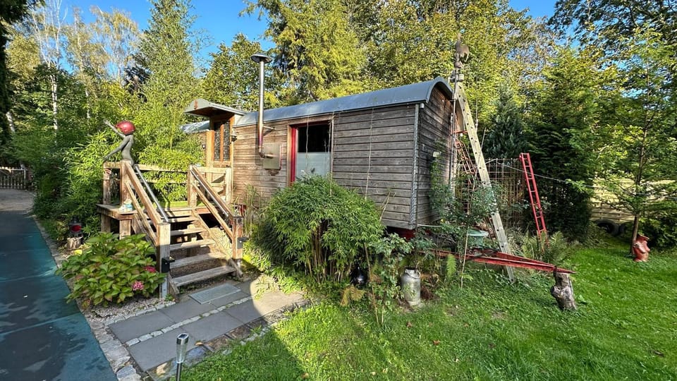 Zirkuswagen im Grünen Luxury tent in Hamburg