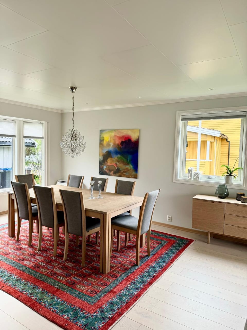 Living room, Dining area