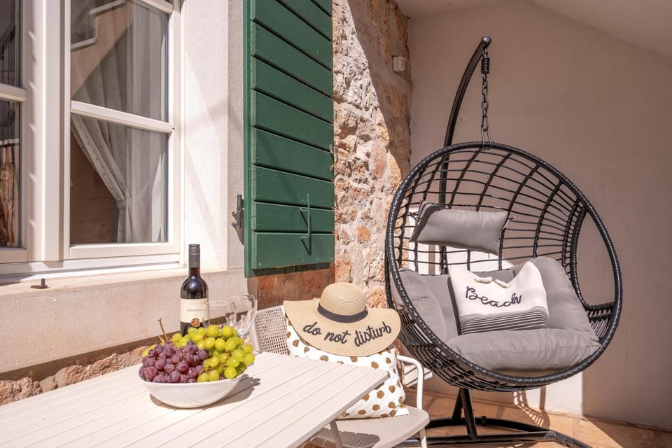 Balcony/Terrace, Seating area