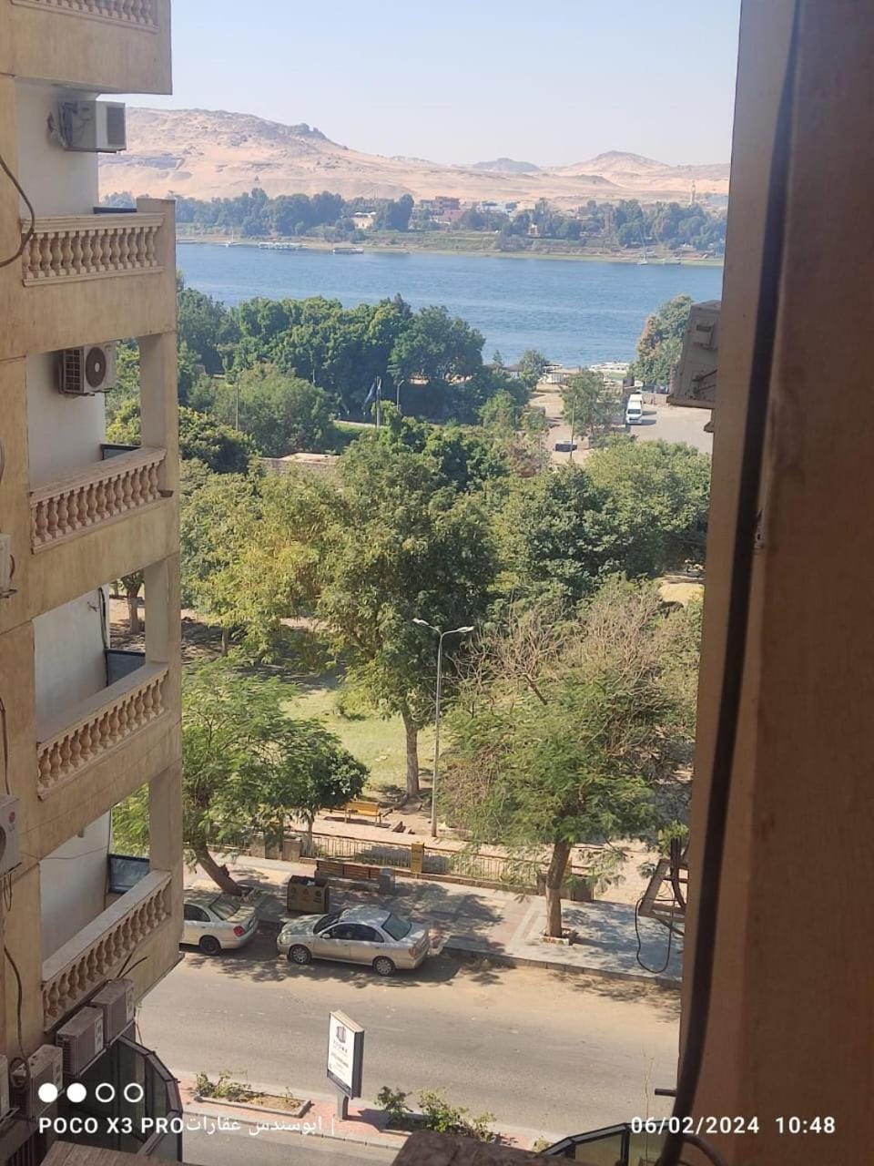 City view, River view, Street view