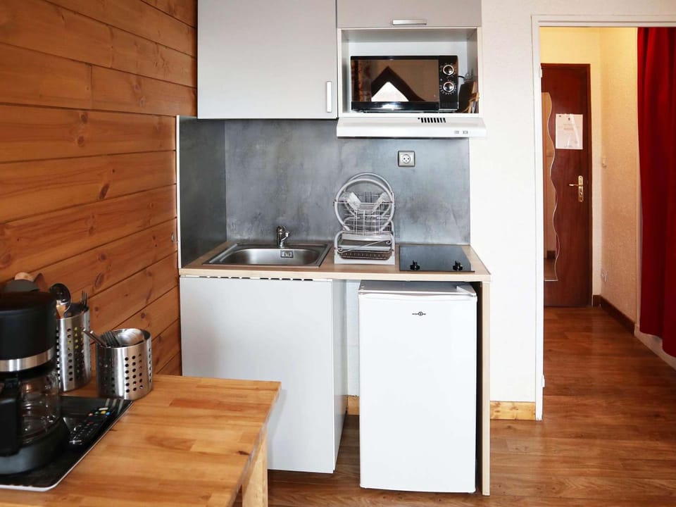 Coquet studio 2 pers au cœur des Orres 1650 - FR-1-322-628 Apartment in Provence-Alpes-Côte d'Azur