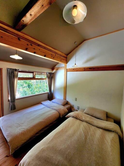 新旧が出会うデザイナーズハウスー琉球古民家 蒼 Apartment in Okinawa Prefecture