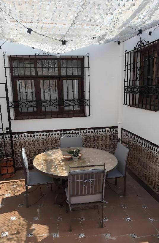 Patio, Seating area