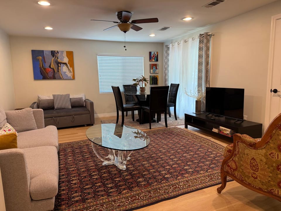 Pasadena Old Town village Apartment in Pasadena
