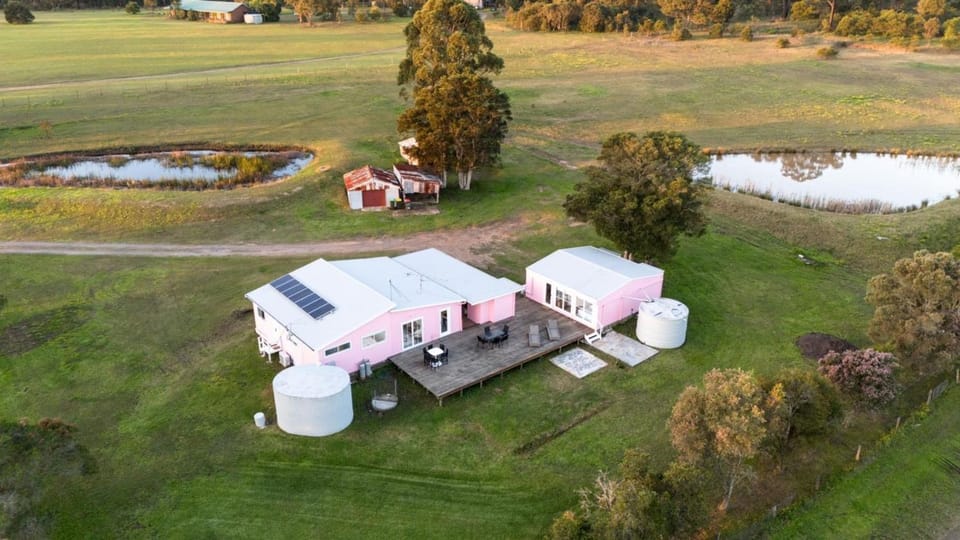 Heart of Lovedale House in Keinbah