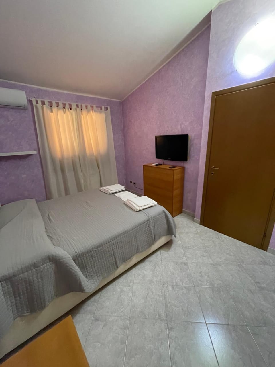 Sole e luna for holiday House in La Maddalena