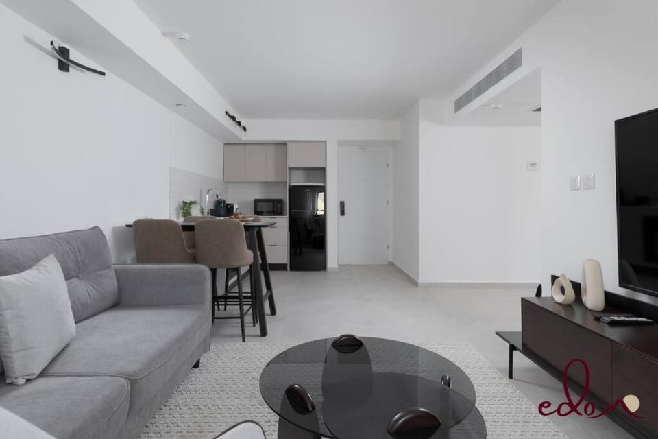 TV and multimedia, Kitchen or kitchenette, Dining area