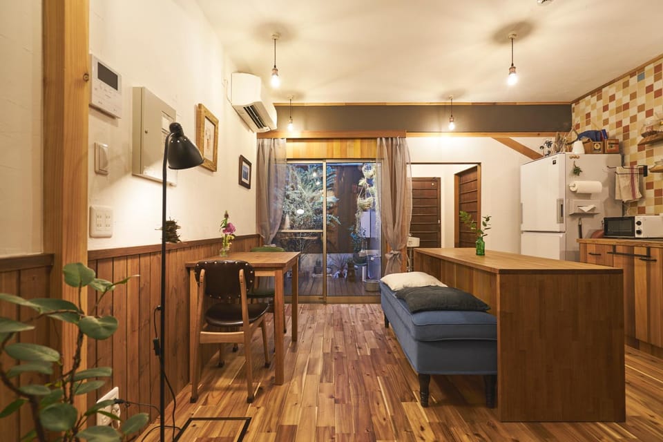 Living room, Diving