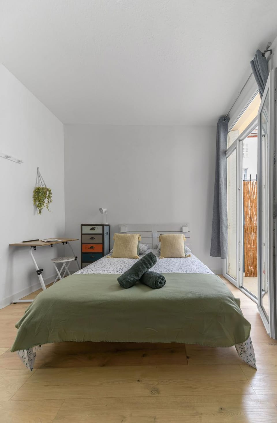 Petit Splendid - Ancien Palace, Balcon, Centre Apartment in Auvergne-Rhône-Alpes
