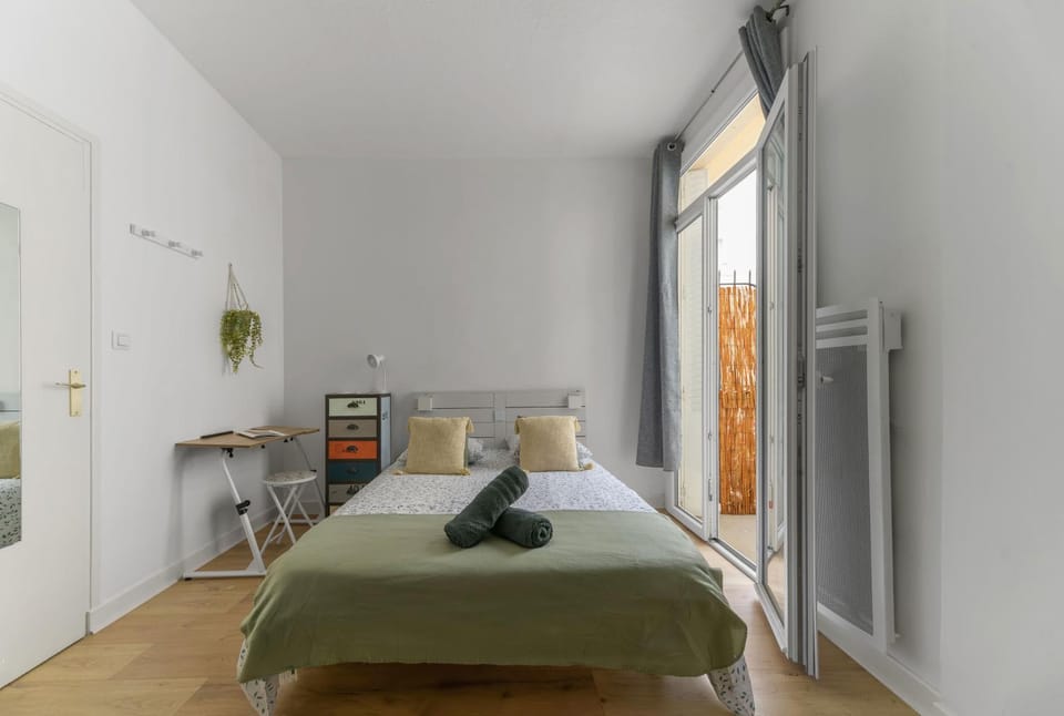 Petit Splendid - Ancien Palace, Balcon, Centre Apartment in Auvergne-Rhône-Alpes