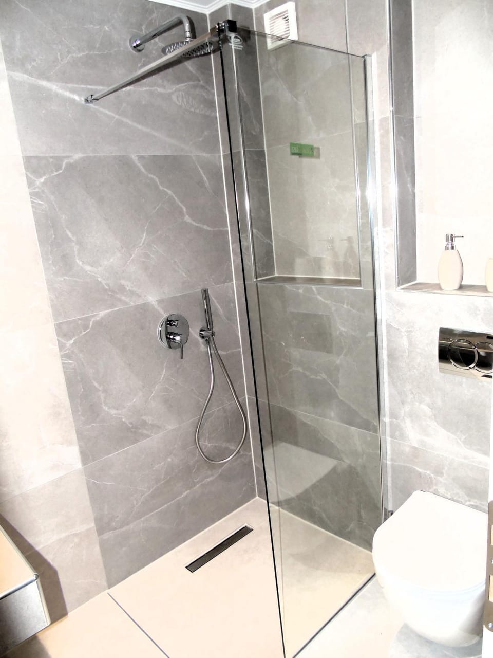 Shower, Toilet, Bathroom