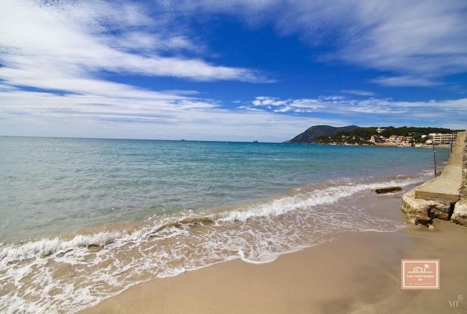 le Fan-ny climatisé et accès plage Apartment in La Seyne-sur-Mer
