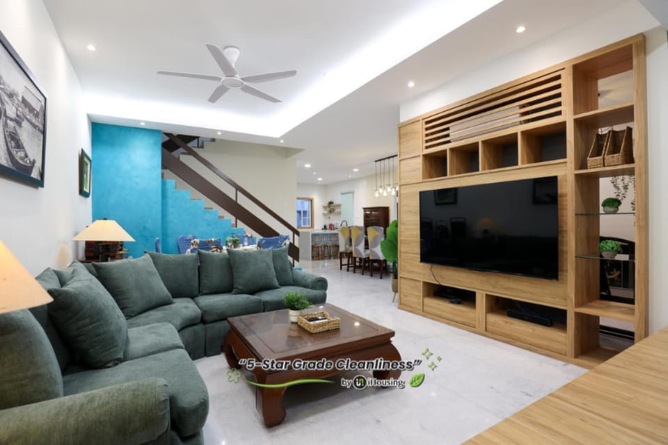 TV and multimedia, Living room, Seating area