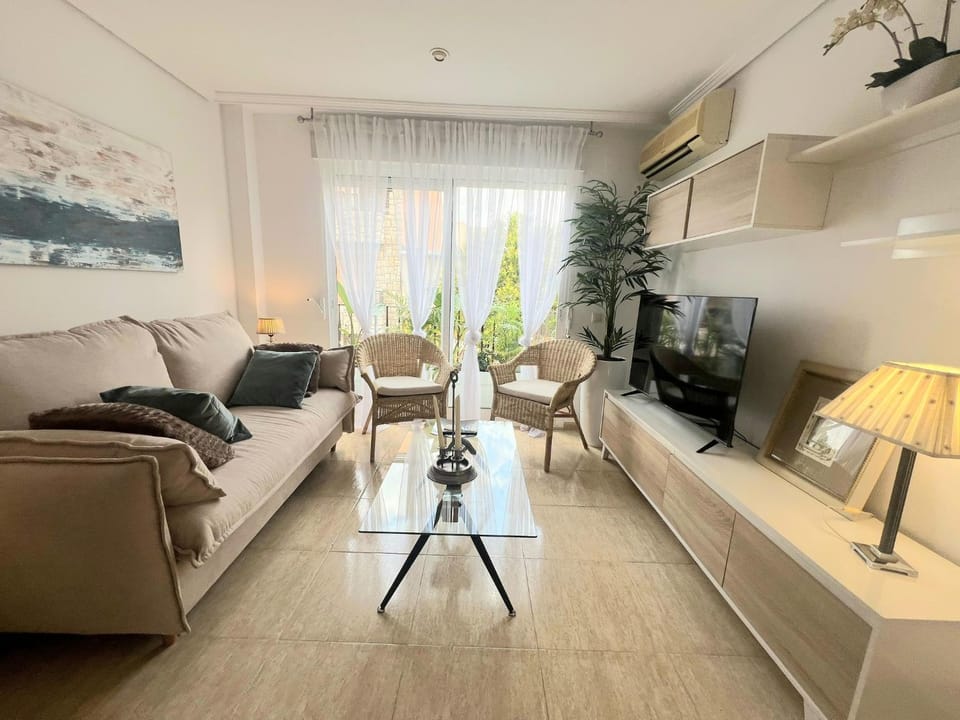 El balcón de Alexia, 5 minutos del aeropuerto Apartment in Valencian Community
