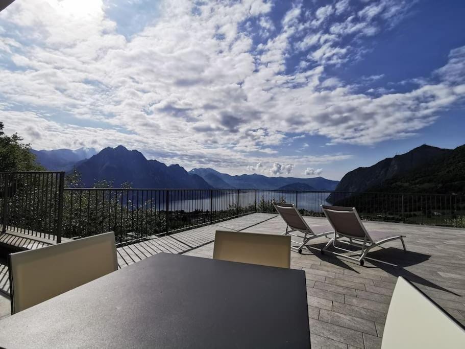 Natural landscape, Lake view, Mountain view, sunbed