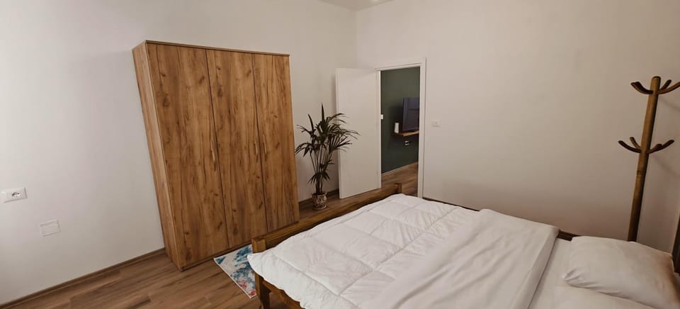 Bed, Bedroom, wardrobe