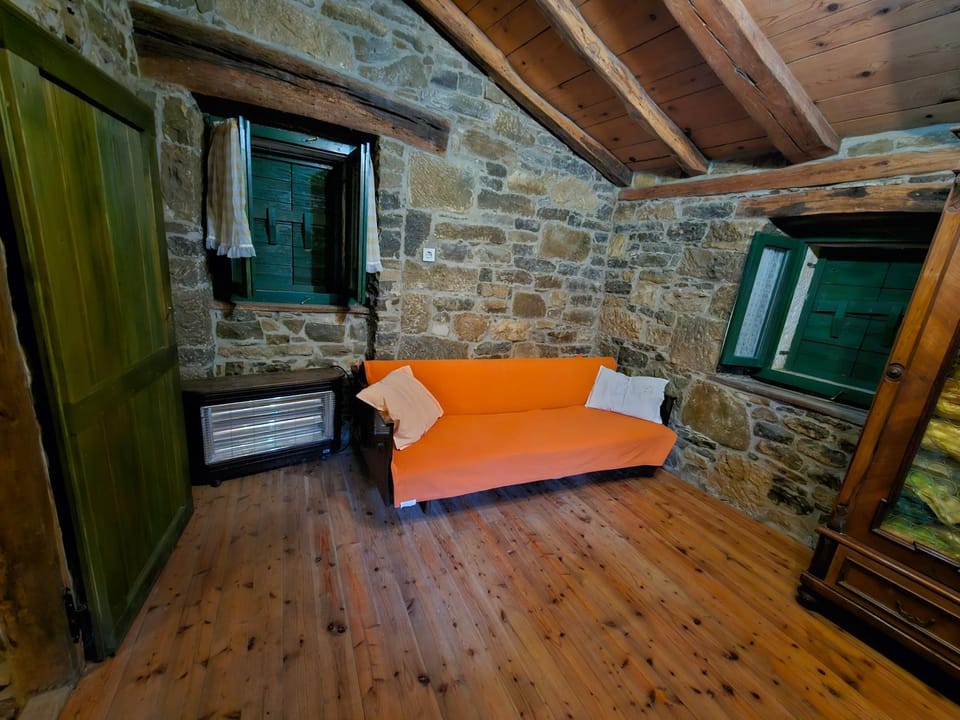 Seating area, Bedroom