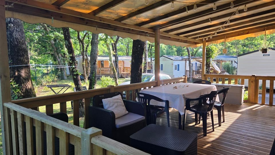 Cap'Océan Lodge Campground/ 
RV Resort in Capbreton