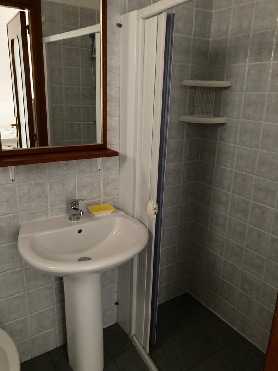 Bathroom, Bathroom
