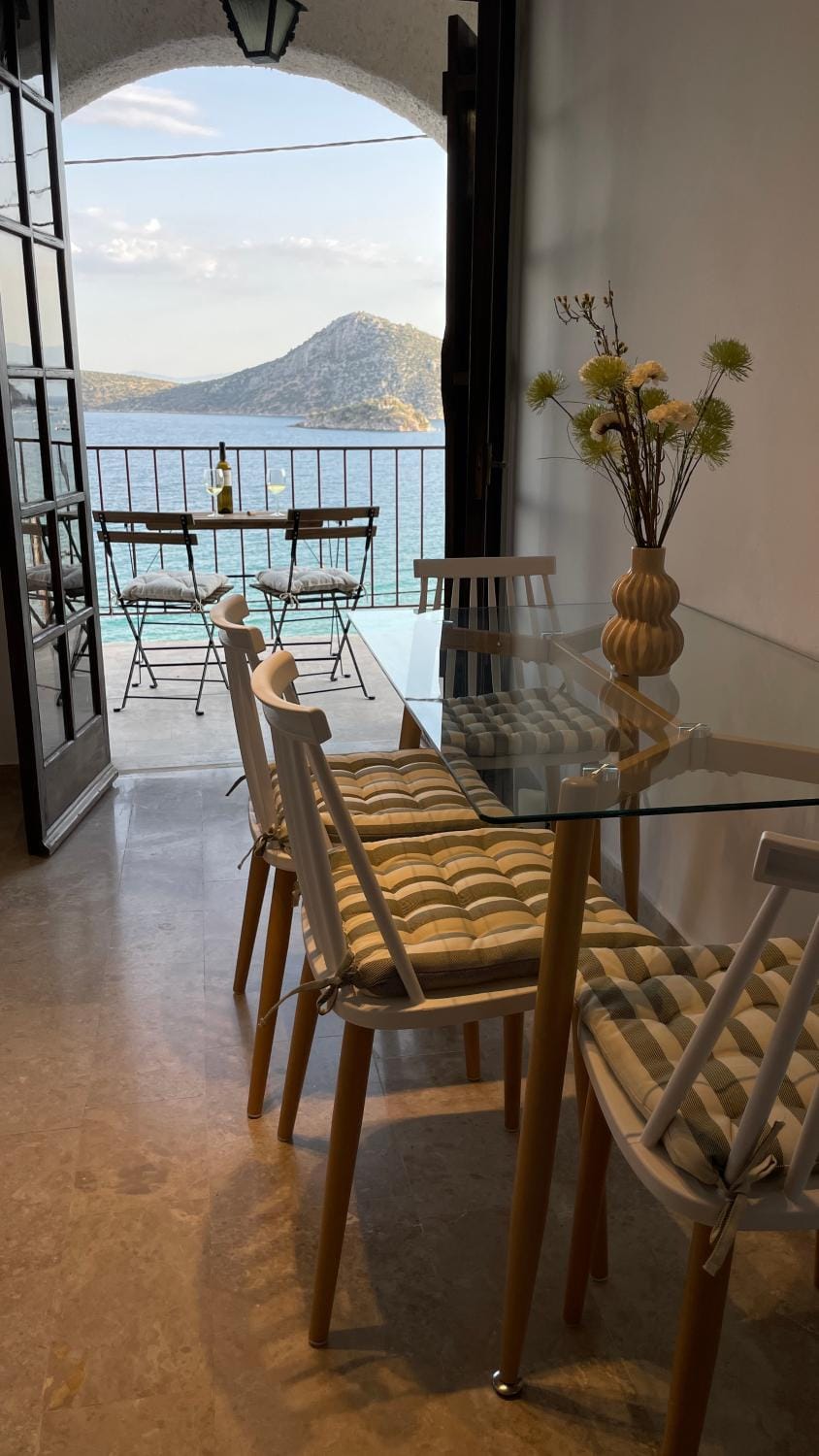 Dining area, Sea view