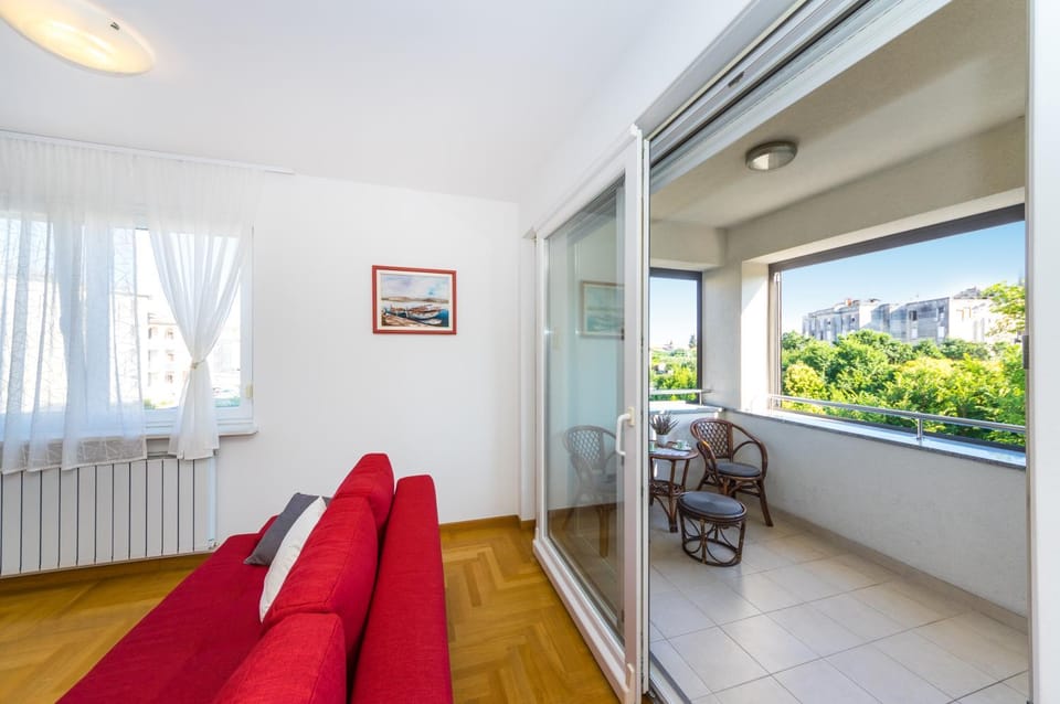 Balcony/Terrace, Living room