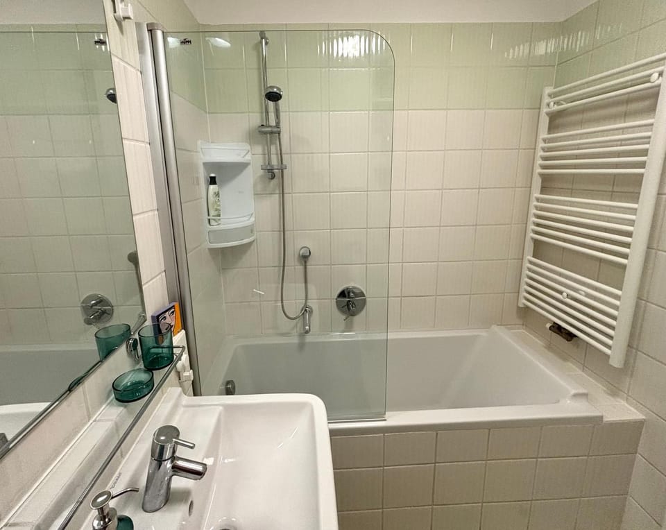 Toilet, Bathroom, Bath, towels
