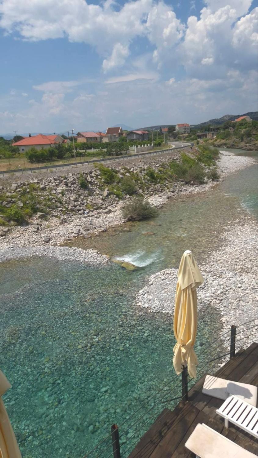 Castle waterfront apartments Apartment in Podgorica Municipality, Montenegro
