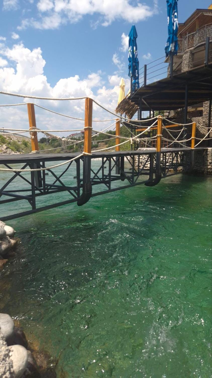 Castle waterfront apartments Apartment in Podgorica Municipality, Montenegro