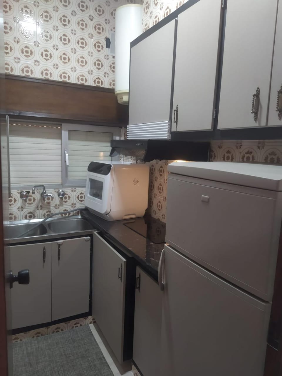 Kitchen or kitchenette, dishwasher, pet friendly, stove