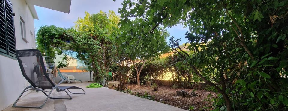 Green oasis in the city Apartment in Šibenik