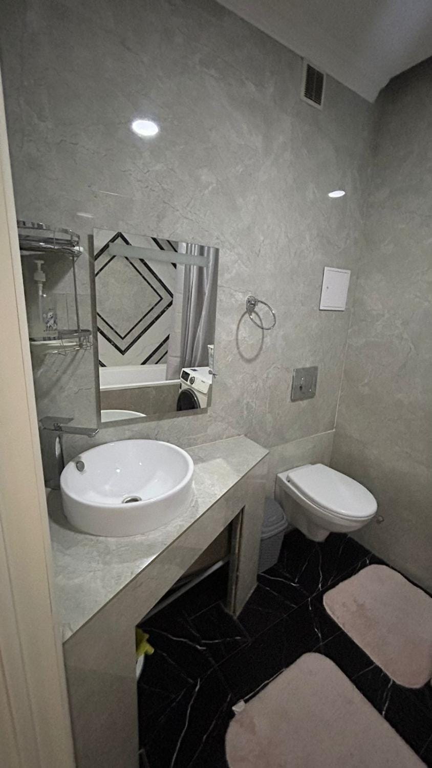 Toilet, Bathroom