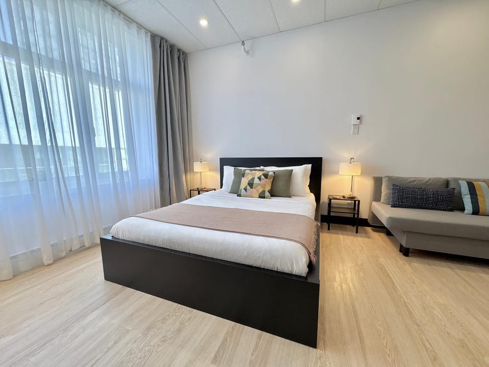 Bed, Photo of the whole room