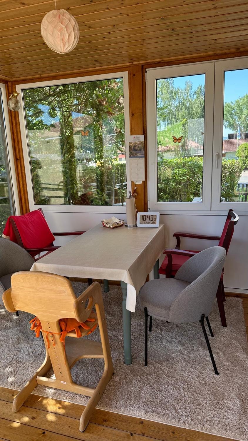 View (from property/room), Balcony/Terrace, Dining area