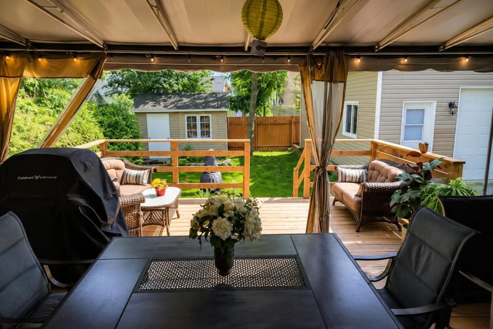 Patio, Balcony/Terrace