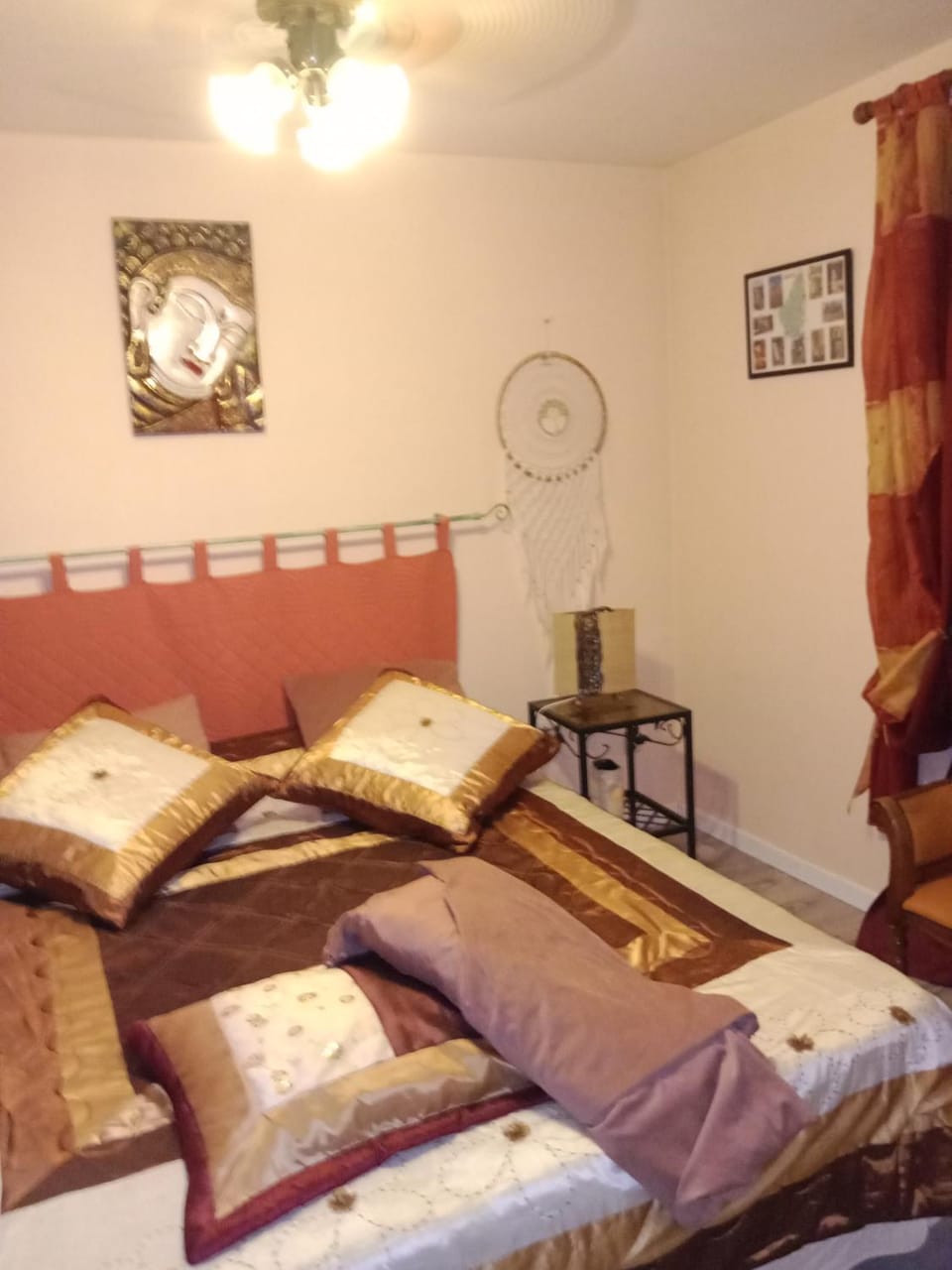 chambres d'hôtes 25 M2 privé , parking , jardin, piscine, spa, barbecue Ruoms Bed and Breakfast in Provence