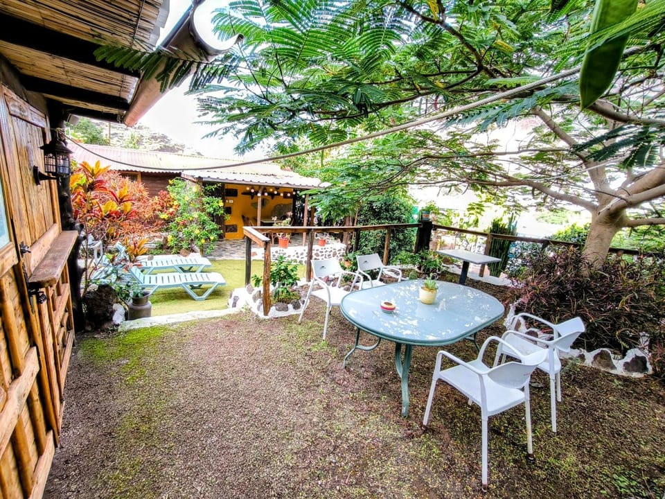 Patio, Off site, Garden, Seating area, Dining area, Garden view, Inner courtyard view, pet friendly